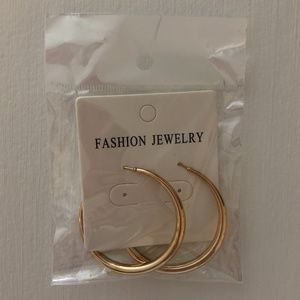 Princess Polly The Bronx Gold Hoops Earrings Cute!